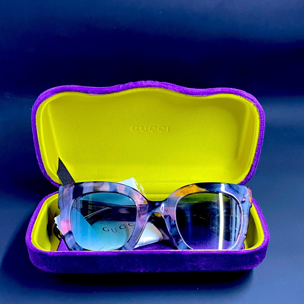 **SOLD**Gucci authentic brand new sunglasses